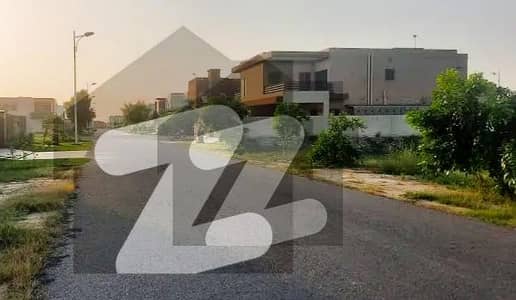 ڈی ایچ اے فیز 6 - بلاک ایل فیز 6,ڈیفنس (ڈی ایچ اے),لاہور میں 1 کنال رہائشی پلاٹ 7.2 کروڑ میں برائے فروخت۔ ڈی ایچ اے فیز 6 - بلاک ایل فیز 6,ڈیفنس (ڈی ایچ اے),لاہور میں 1 کنال رہائشی پلاٹ 7.2 کروڑ میں برائے فروخت۔