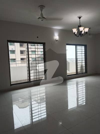 5 Floor 3 Bed Room Apartments For Sale in Askari 11 Lahore