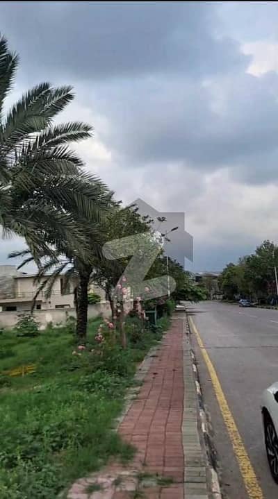 بحریہ ٹاؤن فیز 8 - کلب سٹی بحریہ ٹاؤن فیز 8,بحریہ ٹاؤن راولپنڈی,راولپنڈی میں 1 کنال رہائشی پلاٹ 1.5 کروڑ میں برائے فروخت۔ بحریہ ٹاؤن فیز 8 - کلب سٹی بحریہ ٹاؤن فیز 8,بحریہ ٹاؤن راولپنڈی,راولپنڈی میں 1 کنال رہائشی پلاٹ 1.5 کروڑ میں برائے فروخت۔