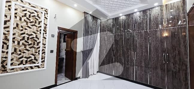 Prime Location Royal Palm City House Sized 5 Marla For Sale