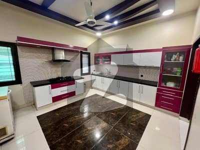 300 Yards Independent Banglow For Sale Phase 7