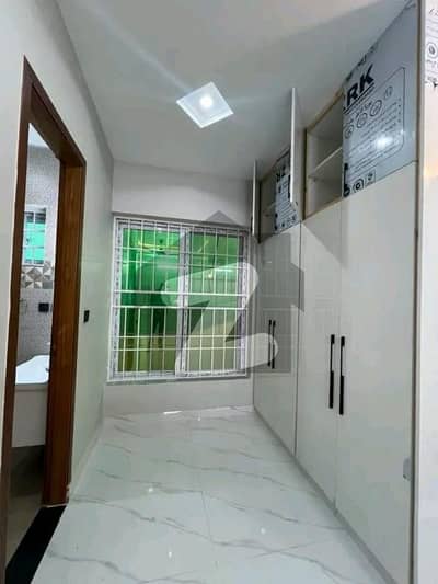 بحریہ انکلیو - سیکٹر این بحریہ انکلیو,بحریہ ٹاؤن,اسلام آباد میں 4 کمروں کا 8 مرلہ مکان 1.25 لاکھ میں کرایہ پر دستیاب ہے۔