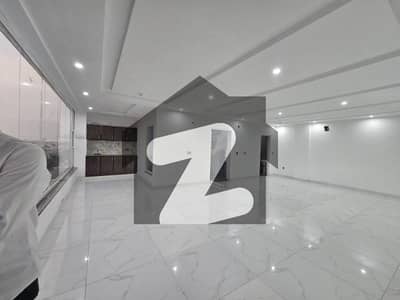 ڈی ایچ اے فیز 6 - سی سی 2 بلاک ڈی ایچ اے فیز 6,ڈیفنس (ڈی ایچ اے),لاہور میں 8 مرلہ دفتر 65.0 ہزار میں کرایہ پر دستیاب ہے۔ ڈی ایچ اے فیز 6 - سی سی 2 بلاک ڈی ایچ اے فیز 6,ڈیفنس (ڈی ایچ اے),لاہور میں 8 مرلہ دفتر 65.0 ہزار میں کرایہ پر دستیاب ہے۔