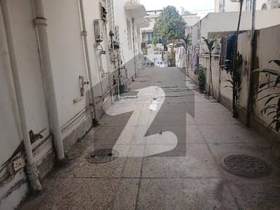 G10 Size 600 Upper Portion 3beds Rent 195000 Real Pic