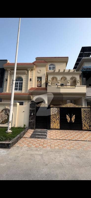 This Is Your Chance To Buy On Excellent Location House In Master City - Block B This Is Your Chance To Buy On Excellent Location House In Master City - Block B