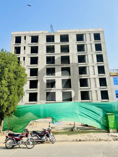 بحریہ ٹاؤن سیکٹر B بحریہ ٹاؤن,لاہور میں 1 کمرے کا 1 مرلہ فلیٹ 45.0 لاکھ میں برائے فروخت۔