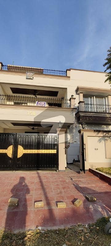 بی ۔ 17 اسلام آباد میں 7 کمروں کا 10 مرلہ مکان 5.25 کروڑ میں برائے فروخت۔ بی ۔ 17 اسلام آباد میں 7 کمروں کا 10 مرلہ مکان 5.25 کروڑ میں برائے فروخت۔