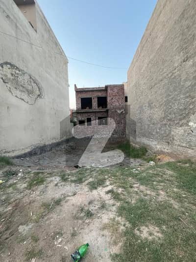**Prime 5 Marla Plot For Sale In Park View City, Lahore**