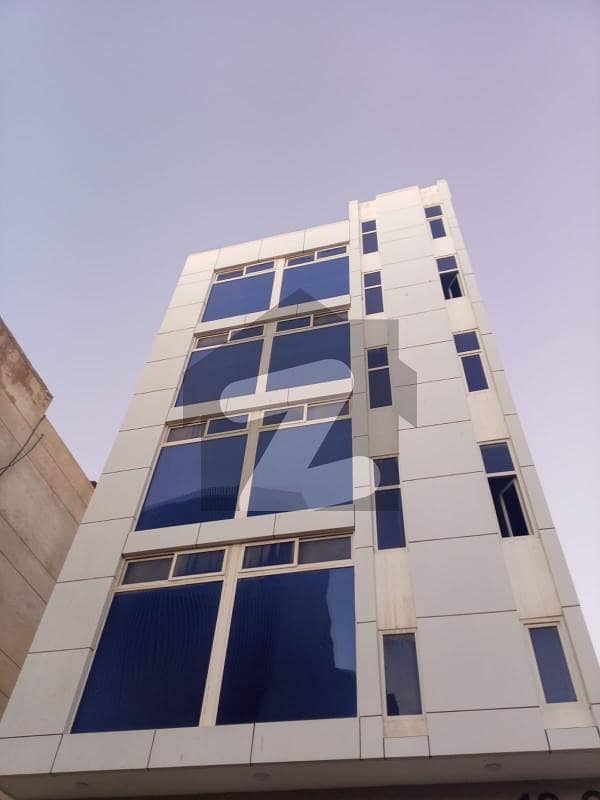 100 Yards Slightly Used Building For Rent Phase 8 100 Yards Slightly Used Building For Rent Phase 8