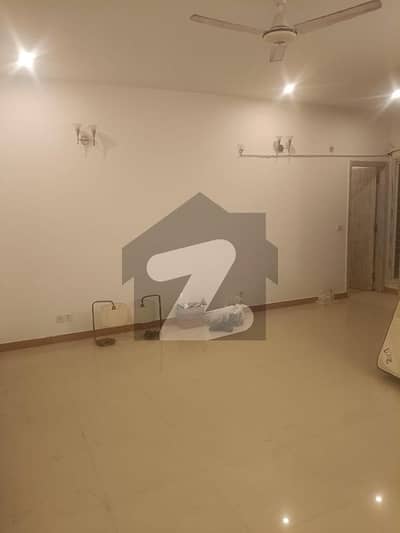 Defence 500 Yards Ground Floor Portion For Rent Separate Water Tank