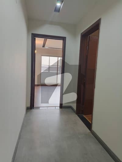 گلبرگ ایرینا مال گلبرگ گرینز,گلبرگ,اسلام آباد میں 2 کمروں کا 7 مرلہ فلیٹ 2.35 کروڑ میں برائے فروخت۔ گلبرگ ایرینا مال گلبرگ گرینز,گلبرگ,اسلام آباد میں 2 کمروں کا 7 مرلہ فلیٹ 2.35 کروڑ میں برائے فروخت۔