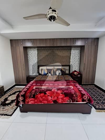 ایف ۔ 10 اسلام آباد میں 2 کمروں کا 7 مرلہ فلیٹ 1.4 لاکھ میں کرایہ پر دستیاب ہے۔