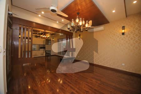 Elegant 1 Kanal Slightly Used House for Rent in DHA Phase 5