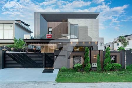 ڈی ایچ اے فیز 6 - بلاک سی فیز 6,ڈیفنس (ڈی ایچ اے),لاہور میں 5 کمروں کا 1 کنال مکان 13.75 کروڑ میں برائے فروخت۔