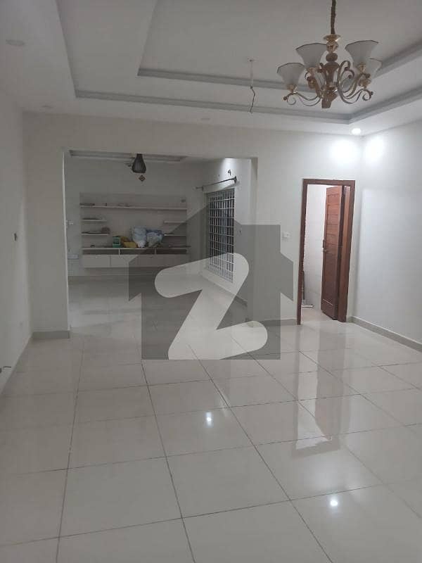 12 Marla upper Portion Available For Rent In G15 12 Marla upper Portion Available For Rent In G15