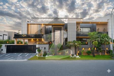 ڈی ایچ اے فیز 6 - بلاک جے فیز 6,ڈیفنس (ڈی ایچ اے),لاہور میں 1 کنال مکان 8.1 کروڑ میں برائے فروخت۔