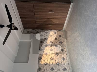 بحریہ ٹاؤن ۔ غزنوی بلاک بحریہ ٹاؤن ۔ سیکٹر ایف,بحریہ ٹاؤن,لاہور میں 2 کمروں کا 10 مرلہ زیریں پورشن 70.0 ہزار میں کرایہ پر دستیاب ہے۔