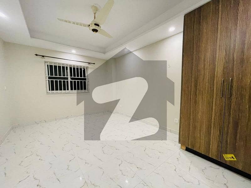 گلبرگ گرینز گلبرگ,اسلام آباد میں 8 مرلہ دفتر 1.0 لاکھ میں کرایہ پر دستیاب ہے۔ گلبرگ گرینز گلبرگ,اسلام آباد میں 8 مرلہ دفتر 1.0 لاکھ میں کرایہ پر دستیاب ہے۔