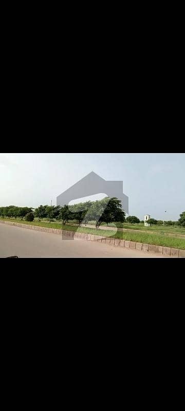 CHANCE DEAL RESONABLE PRICE URJENT SALE   GARDEN CITY BLOCK D