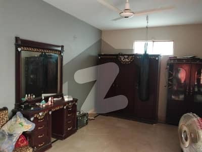 کھوکھرا پر ملیر,کراچی میں 6 کمروں کا 3 مرلہ مکان 90.0 لاکھ میں برائے فروخت۔