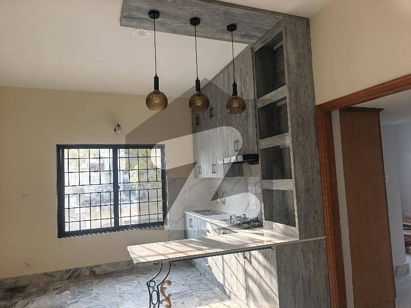 ایف ۔ 8 اسلام آباد میں 5 کمروں کا 1 کنال مکان 7.0 لاکھ میں کرایہ پر دستیاب ہے۔ ایف ۔ 8 اسلام آباد میں 5 کمروں کا 1 کنال مکان 7.0 لاکھ میں کرایہ پر دستیاب ہے۔