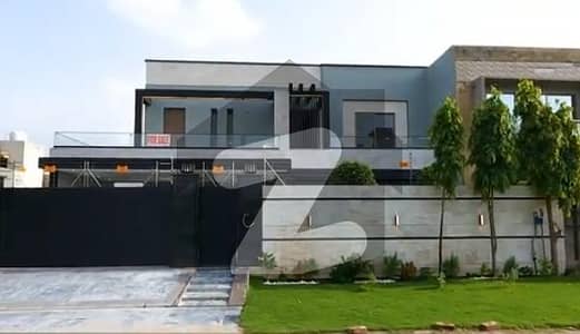 آئی ای پی انجینئرز ٹاؤن لاہور میں 4 کمروں کا 1 کنال مکان 5.1 کروڑ میں برائے فروخت۔