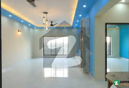 Kanal 1.5 story House For Sale In Engineer Town