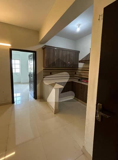 01 BEDROOM LUXURY UNFURNISHED APARTMENT AVAILABLE FOR RENT AT DIAMOND MALL GULBERG GREEN ISLAMABAD