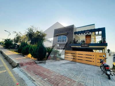 بحریہ ٹاؤن فیز 8 ۔ سیکٹر ایف - 1 بحریہ ٹاؤن فیز 8,بحریہ ٹاؤن راولپنڈی,راولپنڈی میں 6 کمروں کا 10 مرلہ مکان 3.65 کروڑ میں برائے فروخت۔ بحریہ ٹاؤن فیز 8 ۔ سیکٹر ایف - 1 بحریہ ٹاؤن فیز 8,بحریہ ٹاؤن راولپنڈی,راولپنڈی میں 6 کمروں کا 10 مرلہ مکان 3.65 کروڑ میں برائے فروخت۔