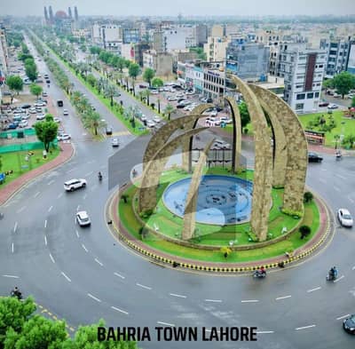 OPEN FORM 10 MARLA PLOT IN THE HERAT OF BHARIA TOWN