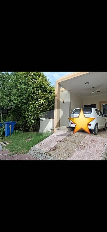 بحریہ ٹاؤن فیز 8 - سفاری ہومز بحریہ ٹاؤن فیز 8,بحریہ ٹاؤن راولپنڈی,راولپنڈی میں 2 کمروں کا 5 مرلہ مکان 1.2 کروڑ میں برائے فروخت۔