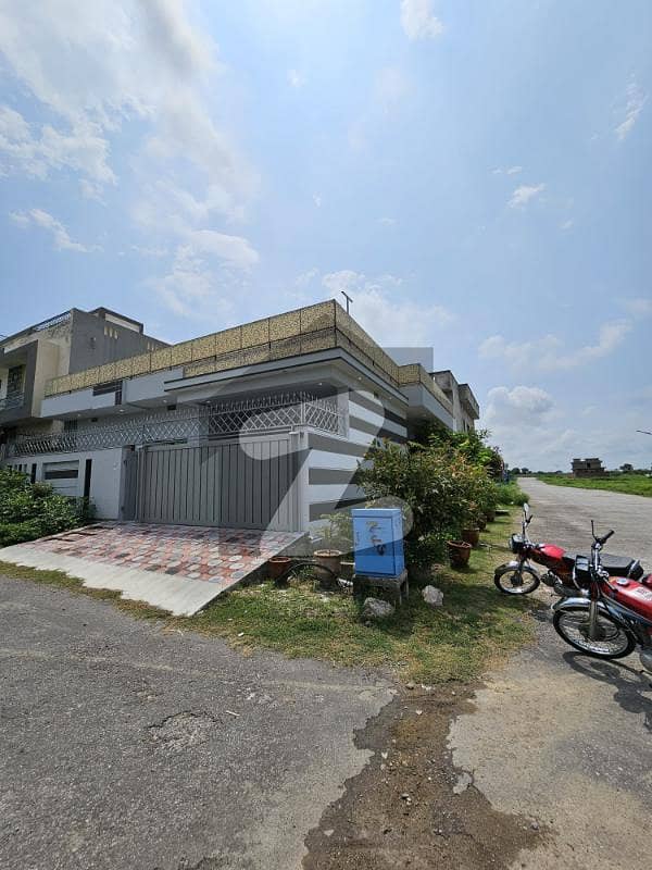 10 Marla Brand New Corner House 10 Marla Brand New Corner House