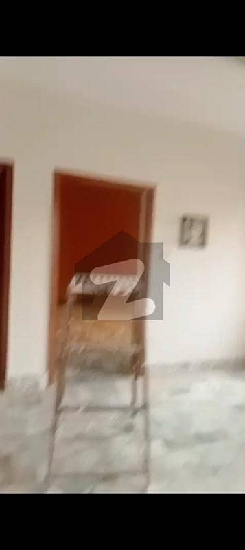 خیابان کالونی 2 فیصل آباد میں 3 کمروں کا 6 مرلہ زیریں پورشن 35.0 ہزار میں کرایہ پر دستیاب ہے۔