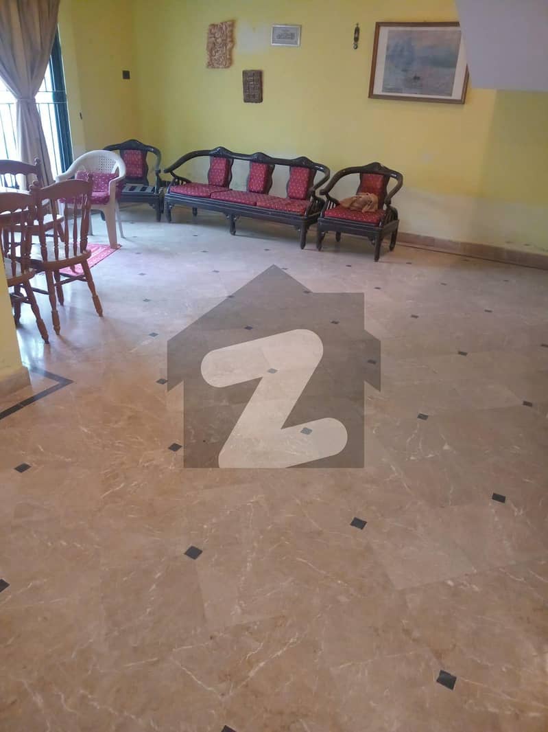 DUPLEX BUNGALOW IN HILAL LANE PRIME LOCATION DUPLEX BUNGALOW IN HILAL LANE PRIME LOCATION