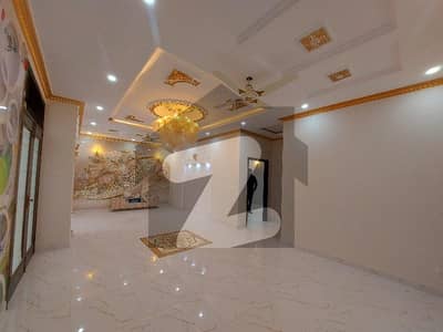 لیک سٹی میڈوز لاہور میں 5 کمروں کا 10 مرلہ مکان 1.5 لاکھ میں کرایہ پر دستیاب ہے۔