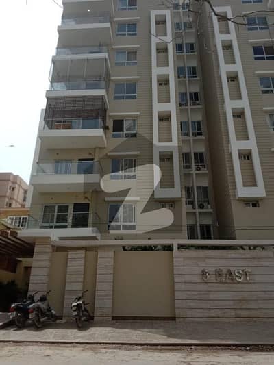 باتھ آئی لینڈ کراچی میں 4 کمروں کا 11 مرلہ فلیٹ 7.3 کروڑ میں برائے فروخت۔