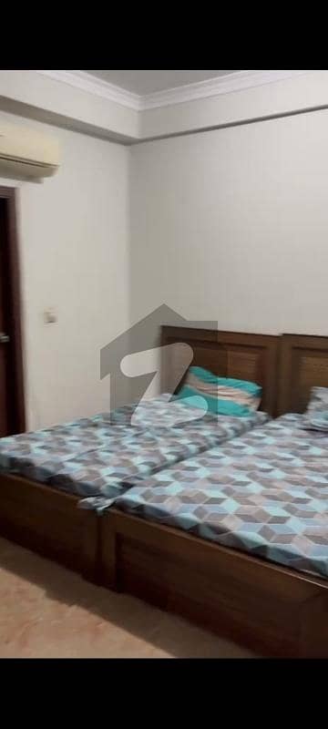 ای ۔ 11 اسلام آباد میں 2 کمروں کا 4 مرلہ فلیٹ 1.0 کروڑ میں برائے فروخت۔