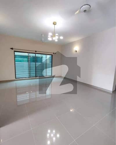 Golden Chance Brigadier Bungalow 300 Sq Yds in Askari-6