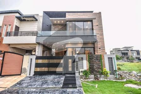 HOUSES AVAIALBLE FOR SALE IN DHA & RENT ALSO