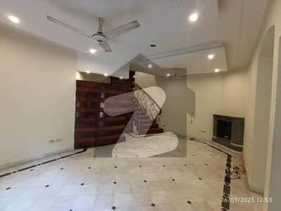 10 Marla Full House For Rent In Cantt Vip Location 4 Bed Attach Tv Lounge Drawing Room 2 -3 Cars Parking Hot Location