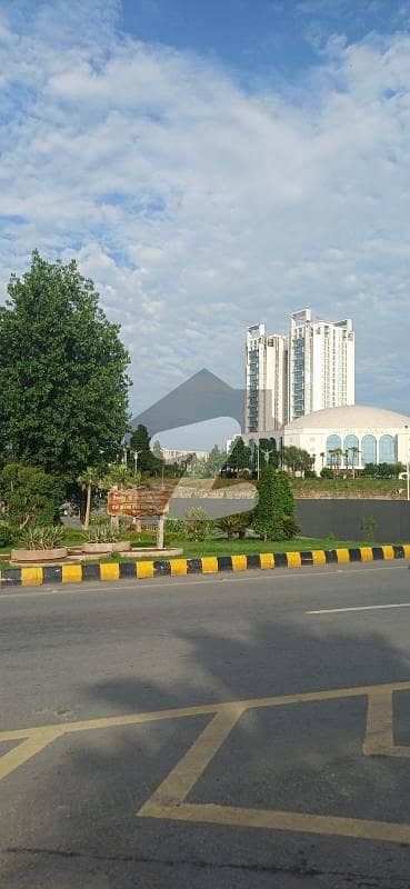 ONE CONSTITUTION AVENUE TOWER 1 BED AND STUDY ROOM FOR RENT