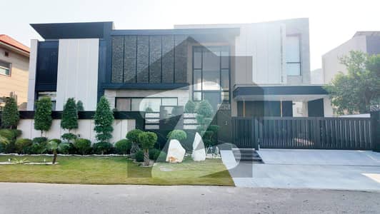 ڈی ایچ اے فیز 5 - بلاک ای فیز 5,ڈیفنس (ڈی ایچ اے),لاہور میں 6 کمروں کا 1 کنال مکان 24.5 کروڑ میں برائے فروخت۔