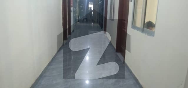 گیلیریا اسلام آباد آئی ۔ 8 مرکز,آئی ۔ 8,اسلام آباد میں 2 مرلہ دفتر 1.6 لاکھ میں کرایہ پر دستیاب ہے۔