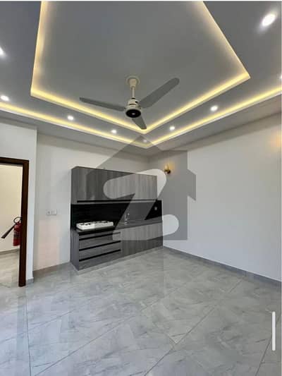 full Basement Modern 9.33 Marla House DHA Lahore Phase 4, KK Block
