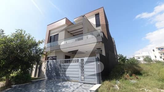 8 Marla House For Sale in Faisla and Town