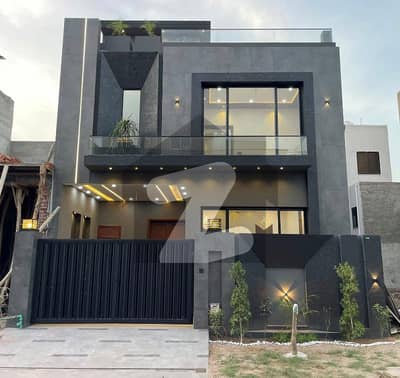 5 Marla Ultra Luxury House For Sale In CC Block Sector D Bahria Town Lahore