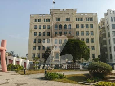 ڈی ایچ اے فیز 8 سابقہ ایئر ایوینیو ڈی ایچ اے فیز 8,ڈی ایچ اے ڈیفینس,لاہور میں 2 کمروں کا 5 مرلہ فلیٹ 95.0 ہزار میں کرایہ پر دستیاب ہے۔