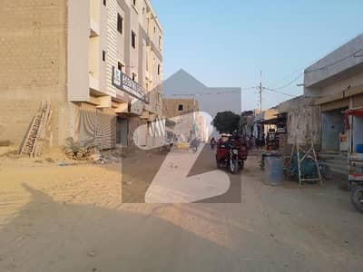 نارتھ ٹاون ریزیڈینسی سُرجانی ٹاؤن,گداپ ٹاؤن,کراچی میں 1 کمرے کا 2 مرلہ فلیٹ 32.0 لاکھ میں برائے فروخت۔