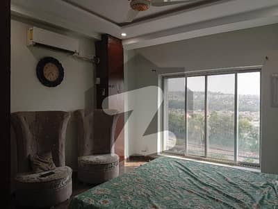 لینیر کمرشل سینٹر بحریہ ٹاؤن راولپنڈی,راولپنڈی میں 1 کمرے کا 3 مرلہ فلیٹ 42.0 لاکھ میں برائے فروخت۔