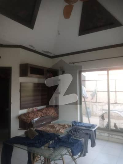 بحریہ ٹاؤن سیکٹر B بحریہ ٹاؤن,لاہور میں 2 کمروں کا 10 مرلہ زیریں پورشن 75.0 ہزار میں کرایہ پر دستیاب ہے۔